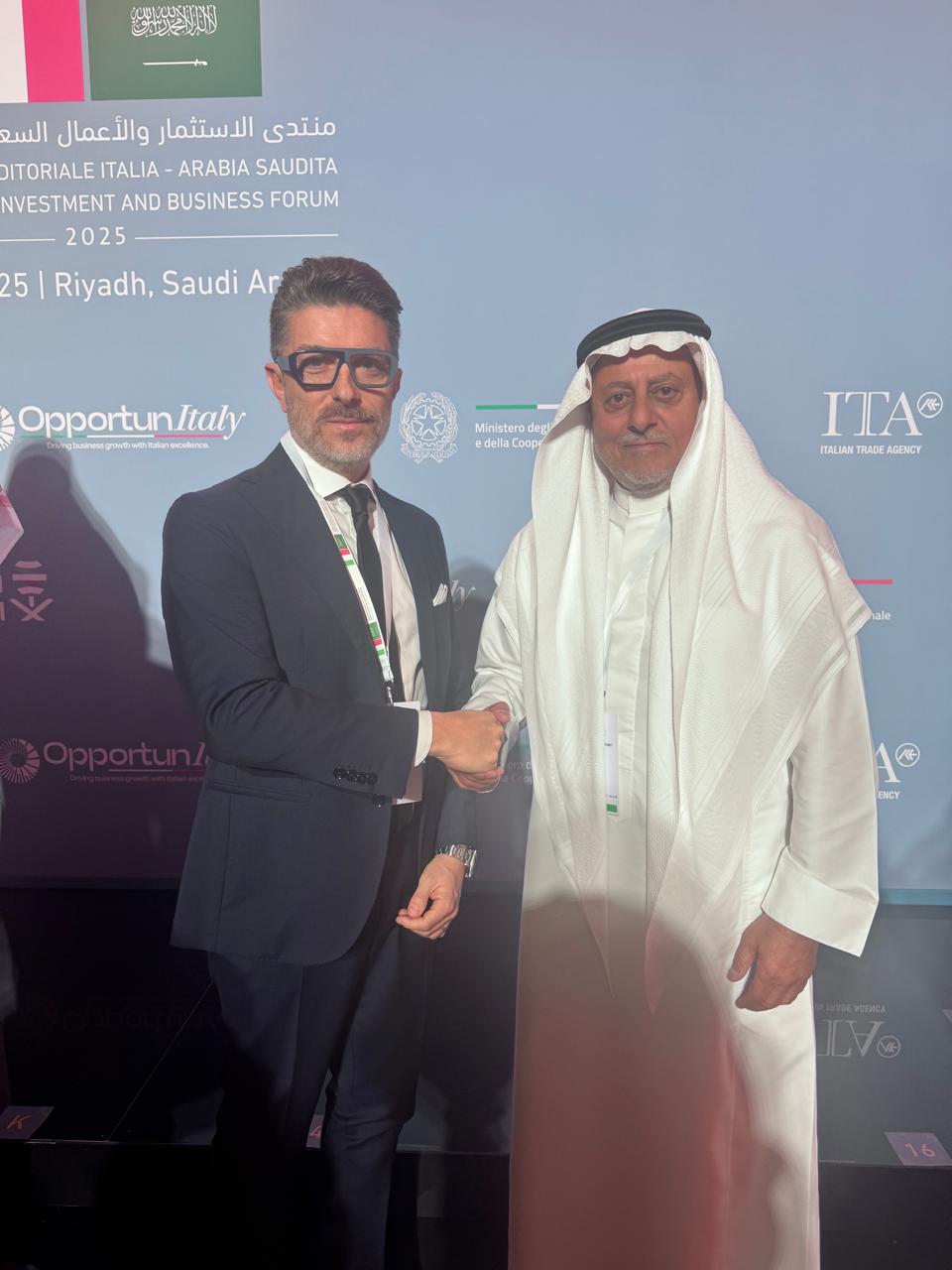 Eng Abdulrahman AlShathry and an Italian delegate at ICE Riyadh